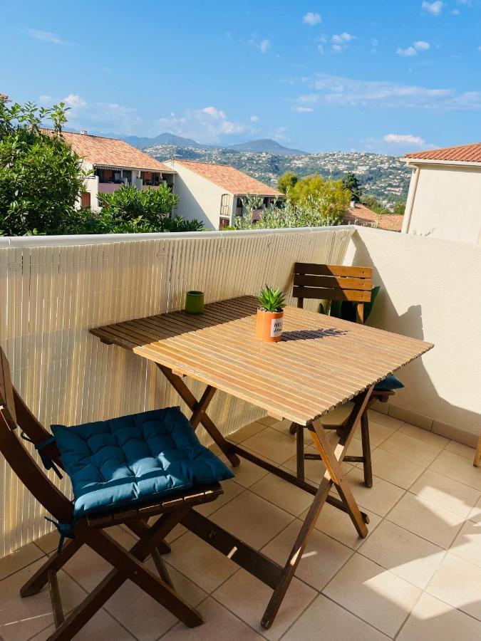 Studio Cosy Avec Terrasse Et Garage Saint-Laurent Du Var Limitrophe Nice Bagian luar foto